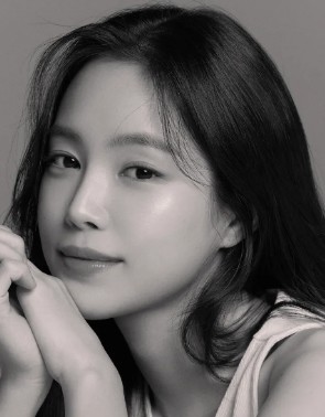 손나은Img